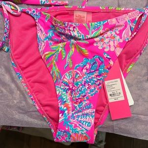 Lilly Pulitzer 
BRYON BOTTOM size 14
PINK ISLE
SHELL ME SOMETHING GOOD